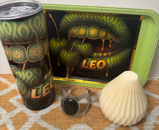 LEO Royal Drip 20oz Tumbler

Product Title:
LEO Royal Drip Tumbler – 20oz Double-Walled Stainless Steel

Product Description:
Channel fierce energy with this vibrant LEO Royal Drip Tumbler — a 20oz statement piece wrapped in a bold green an