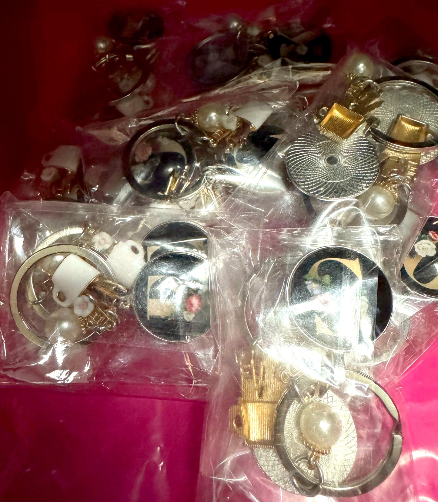 Luxury Initial Keychain”
	•	“